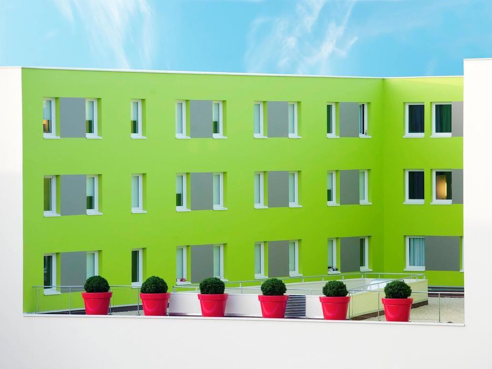 Ibis Styles Centre Port