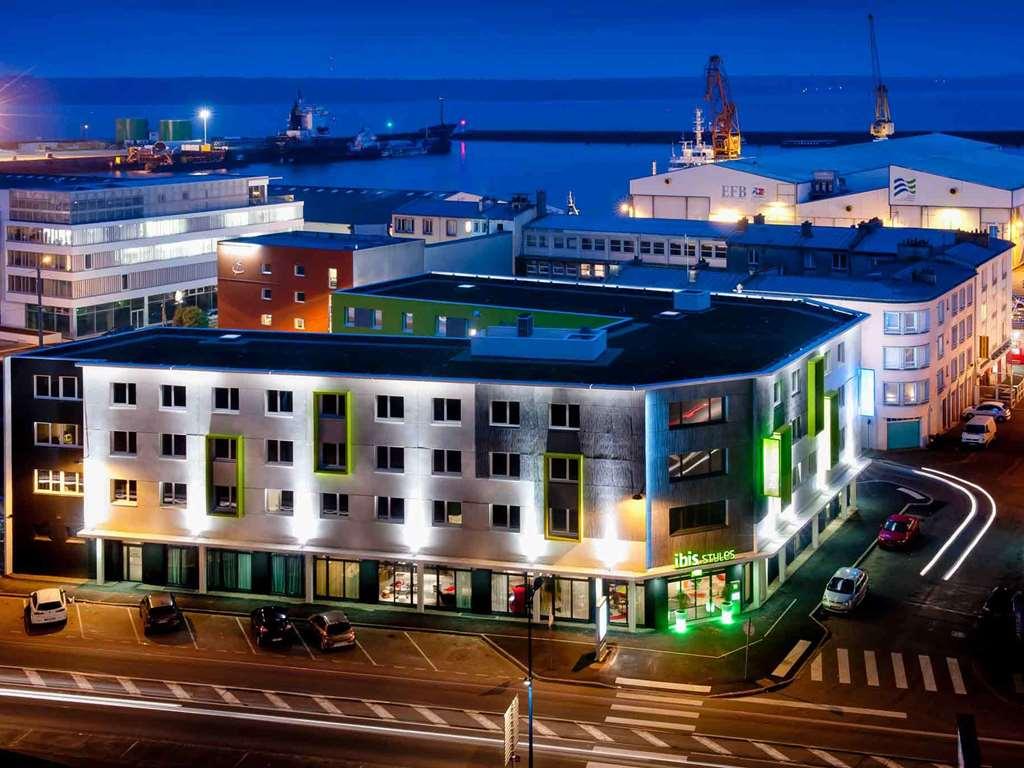 Ibis Styles Centre Port Hotel 3*