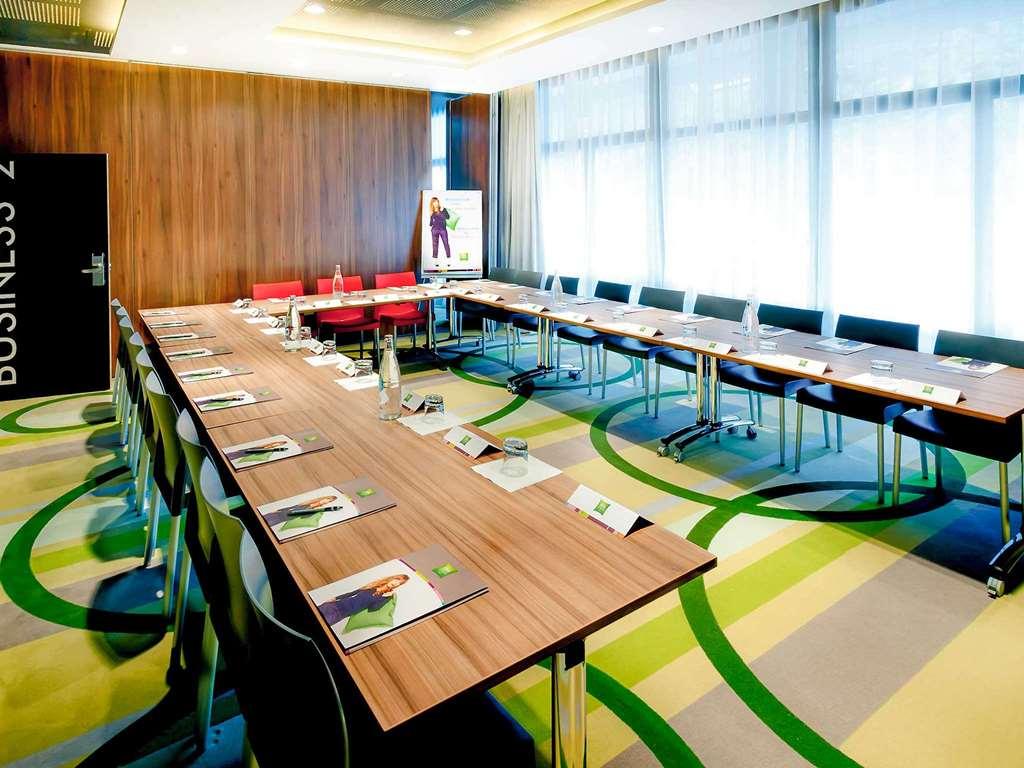 Ibis Styles Centre Port