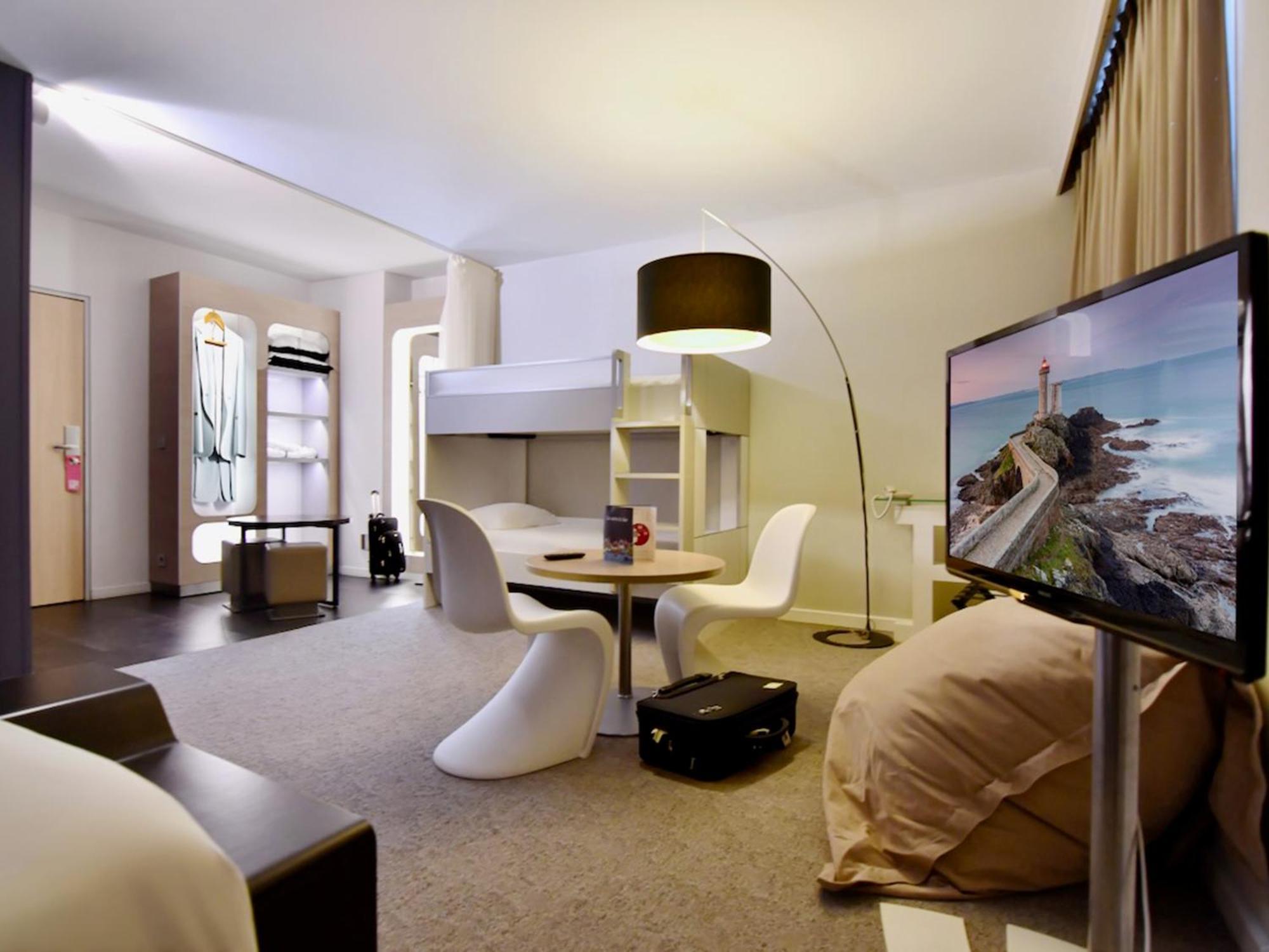 Ibis Styles Centre Port Brest