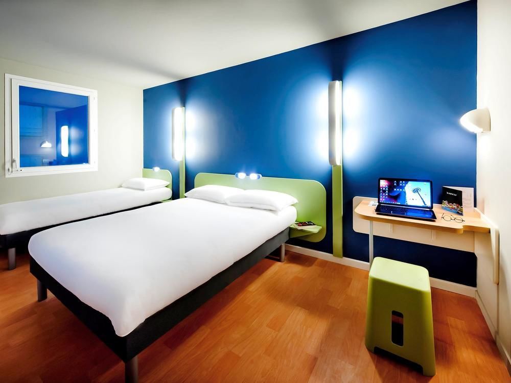 Ibis Styles Centre Port