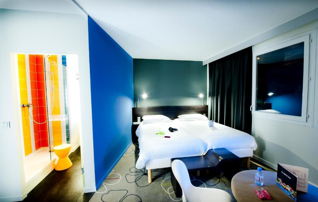 Ibis Styles Centre Port Hotel 3*