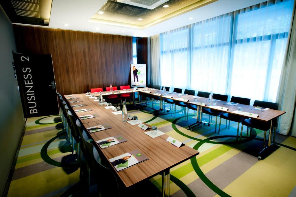 Hotel Ibis Styles Centre Port